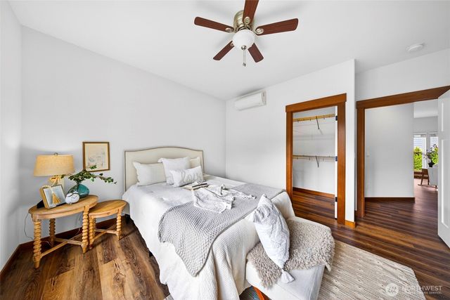 1806 40th Court, Anacortes, WA 98221