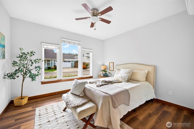 1806 40th Court, Anacortes, WA 98221