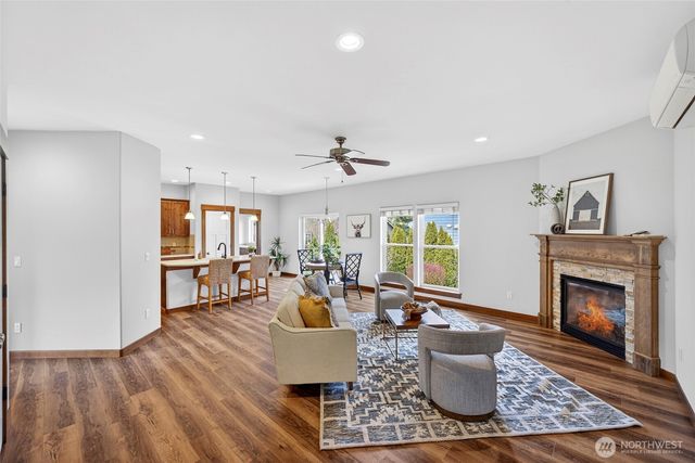 1806 40th Court, Anacortes, WA 98221