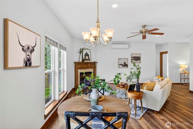 1806 40th Court, Anacortes, WA 98221