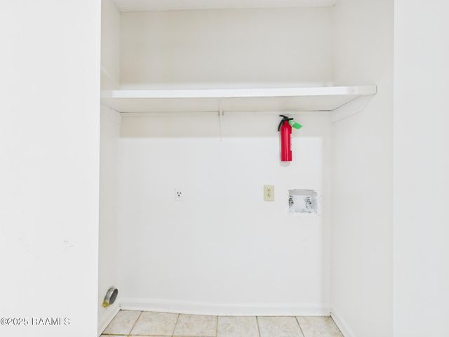 104 Country Lane A, Lafayette, LA 70508