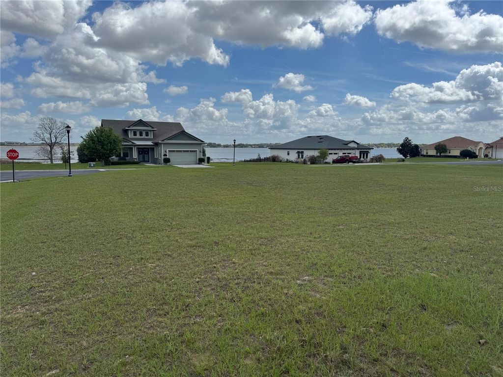 285 CALADIUM AVENUE, Lake Alfred, FL 33850