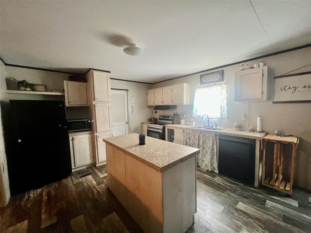806 S 3rd Street 6, Grandview, TX 76050 — photo 4