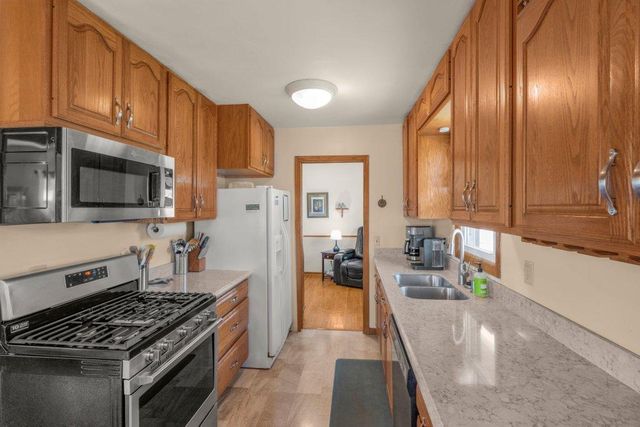 11323 Wren Street NW, Coon Rapids, MN 55433