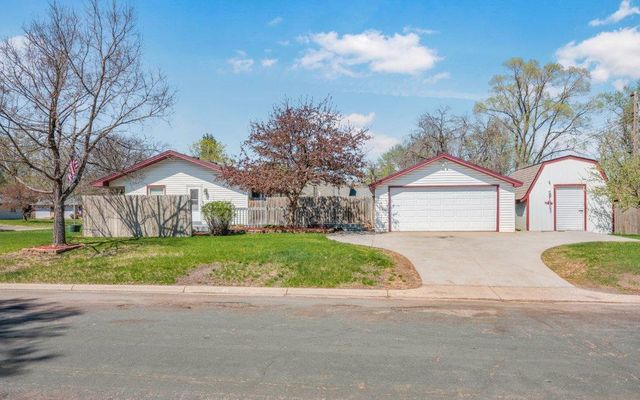 11323 Wren Street NW, Coon Rapids, MN 55433