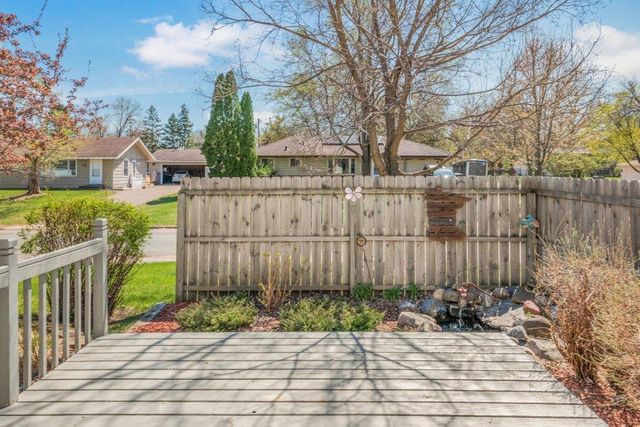 11323 Wren Street NW, Coon Rapids, MN 55433