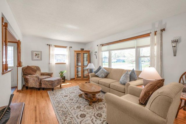 11323 Wren Street NW, Coon Rapids, MN 55433