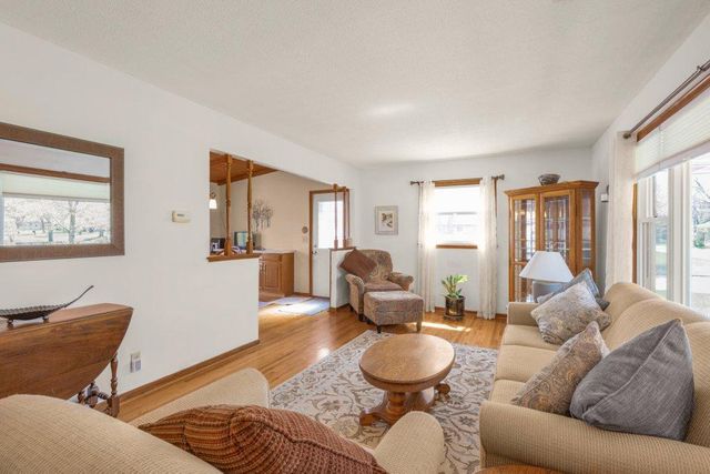 11323 Wren Street NW, Coon Rapids, MN 55433