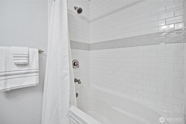 12639 NE 141st Way, Kirkland, WA 98034