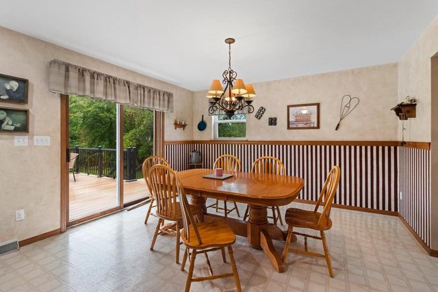 W9322 OAKWOOD DRIVE, Hortonville, WI 54944