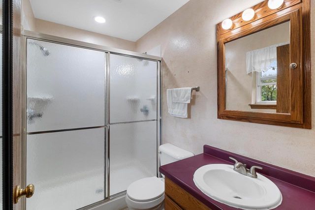 W9322 OAKWOOD DRIVE, Hortonville, WI 54944