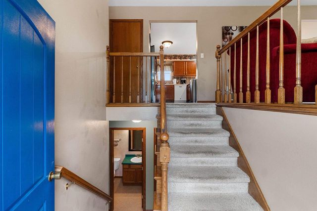 W9322 OAKWOOD DRIVE, Hortonville, WI 54944
