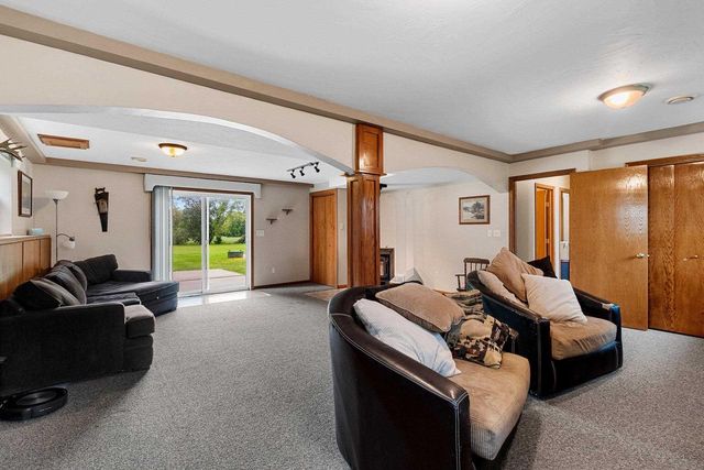 W9322 OAKWOOD DRIVE, Hortonville, WI 54944