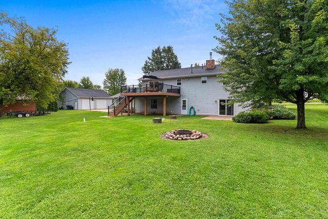 W9322 OAKWOOD DRIVE, Hortonville, WI 54944