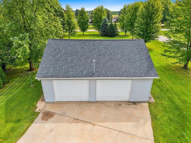 W9322 OAKWOOD DRIVE, Hortonville, WI 54944