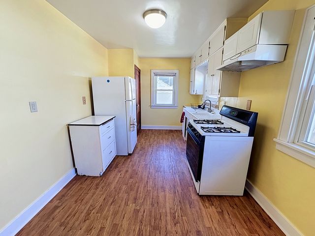 166 16th Avenue, East Moline, IL 61244