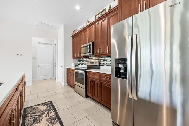 2937 NW 26TH TERRACE, Cape Coral, FL 33993