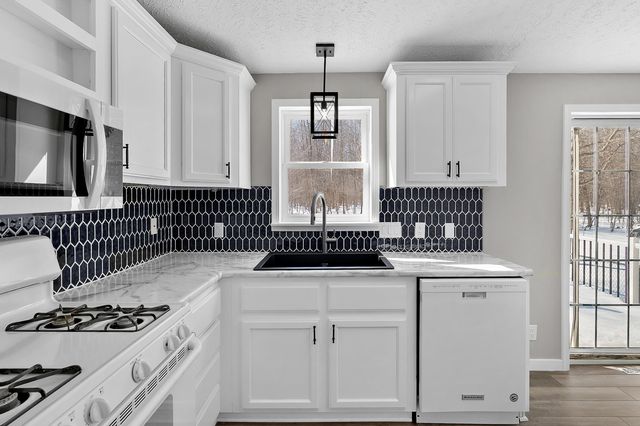 1150 42nd Street, Cheshire Twp, MI 49010