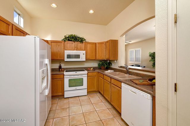 5149 N Pinnacle Point Drive, Tucson, AZ 85749