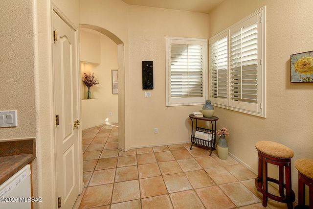 5149 N Pinnacle Point Drive, Tucson, AZ 85749