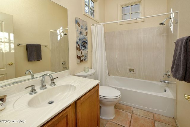 5149 N Pinnacle Point Drive, Tucson, AZ 85749