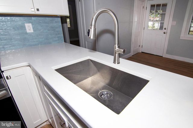 30 PINETREE DR, Villas, NJ 08251