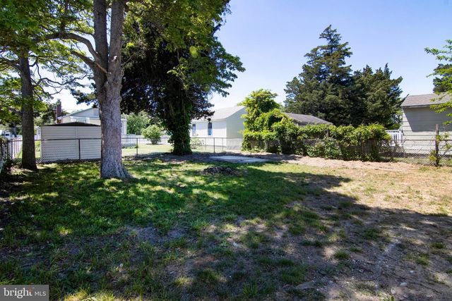 30 PINETREE DR, Villas, NJ 08251