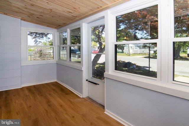 30 PINETREE DR, Villas, NJ 08251