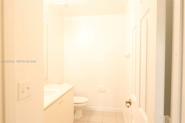 9990 NW 19th Pl 9990, Sunrise, FL 33322