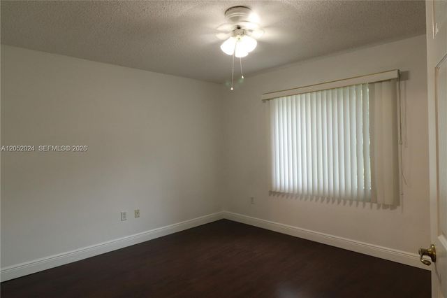 9990 NW 19th Pl 9990, Sunrise, FL 33322