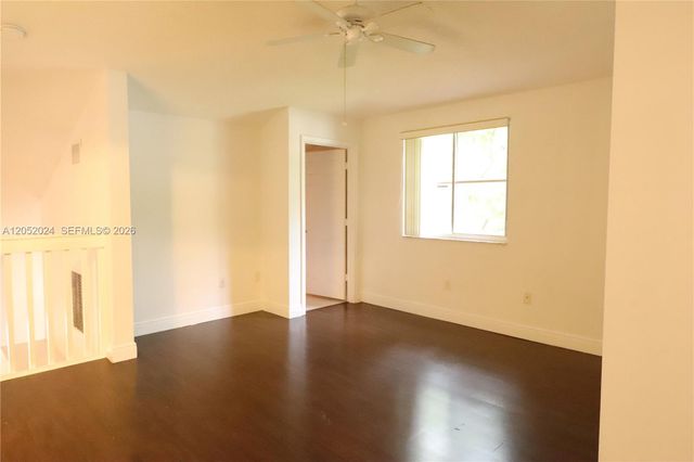 9990 NW 19th Pl 9990, Sunrise, FL 33322