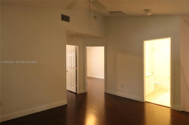 9990 NW 19th Pl 9990, Sunrise, FL 33322