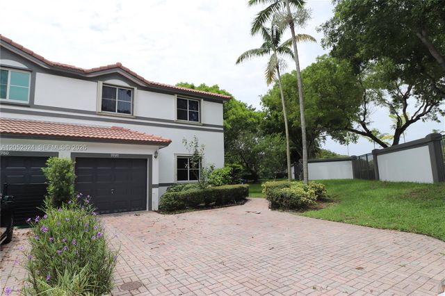 9990 NW 19th Pl 9990, Sunrise, FL 33322