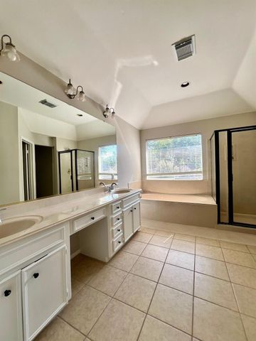 8223 Ryan Park Drive, Houston, TX 77095