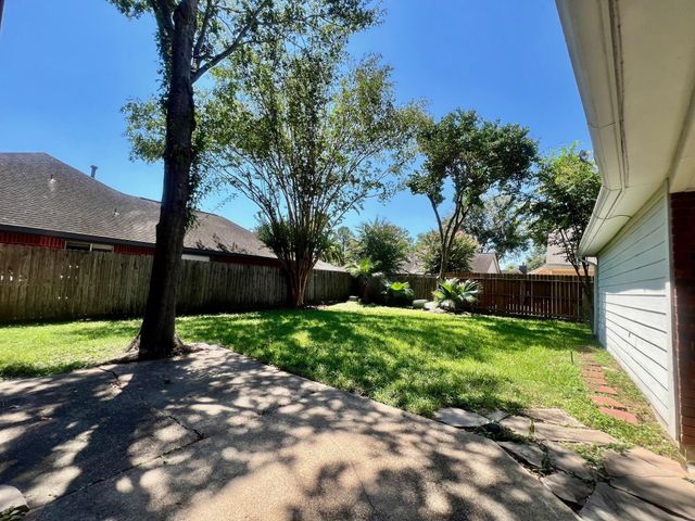 8223 Ryan Park Drive, Houston, TX 77095