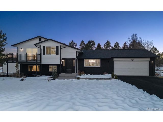 9232 N Surrey Dr, Castle Rock, CO 80108
