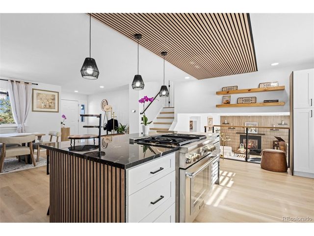 9232 N Surrey Dr, Castle Rock, CO 80108