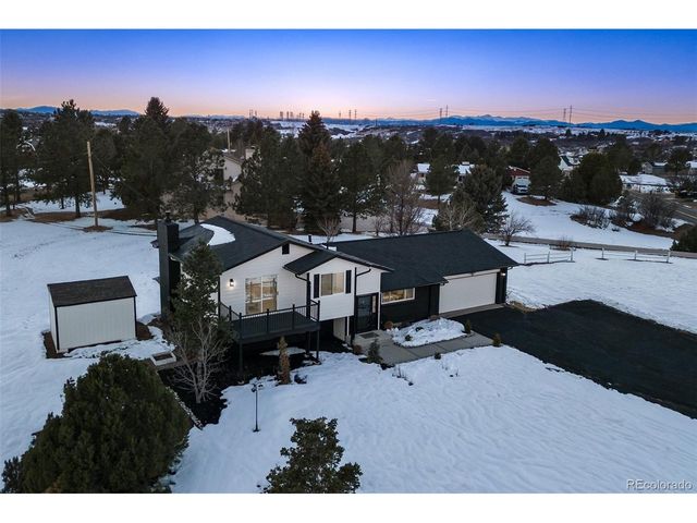 9232 N Surrey Dr, Castle Rock, CO 80108