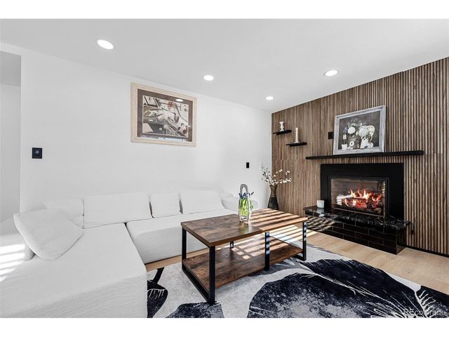 9232 N Surrey Dr, Castle Rock, CO 80108