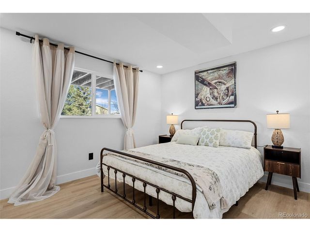 9232 N Surrey Dr, Castle Rock, CO 80108