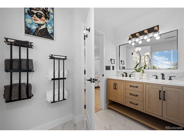 9232 N Surrey Dr, Castle Rock, CO 80108