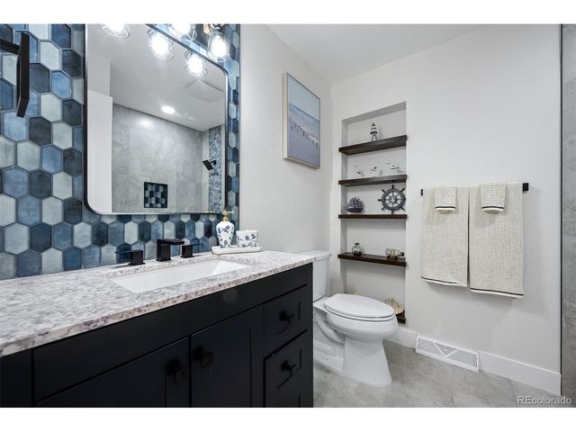 9232 N Surrey Dr, Castle Rock, CO 80108