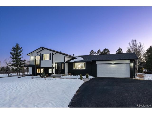 9232 N Surrey Dr, Castle Rock, CO 80108