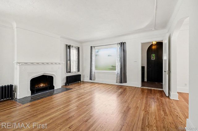 13945 Grandmont Avenue, Detroit, MI 48227