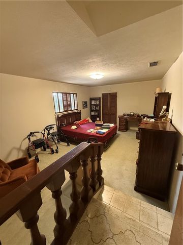 6105 Pebble Beach Dr, Corpus Christi, TX 78413
