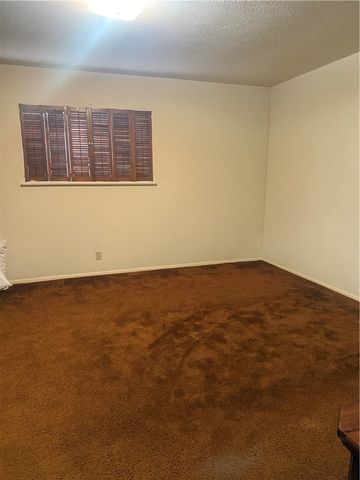 6105 Pebble Beach Dr, Corpus Christi, TX 78413