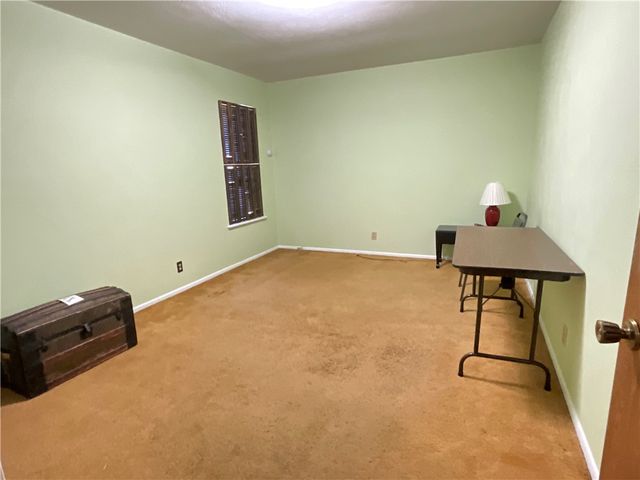 6105 Pebble Beach Dr, Corpus Christi, TX 78413