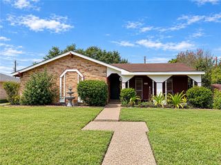 6105 Pebble Beach Dr, Corpus Christi, TX 78413