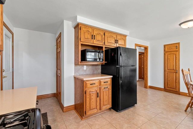 1768 NORTH ROAD, Ashwaubenon, WI 54313