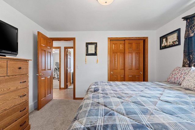 1768 NORTH ROAD, Ashwaubenon, WI 54313